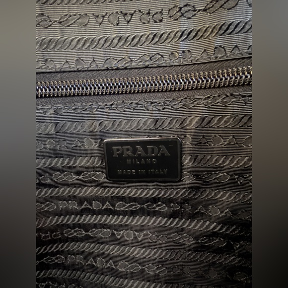 Vintage Prada Black Velvet Top Handle Bag • Olsen Twin Electric Elegance - Picture 3 of 7